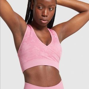 Gymshark adapt camo bra pink